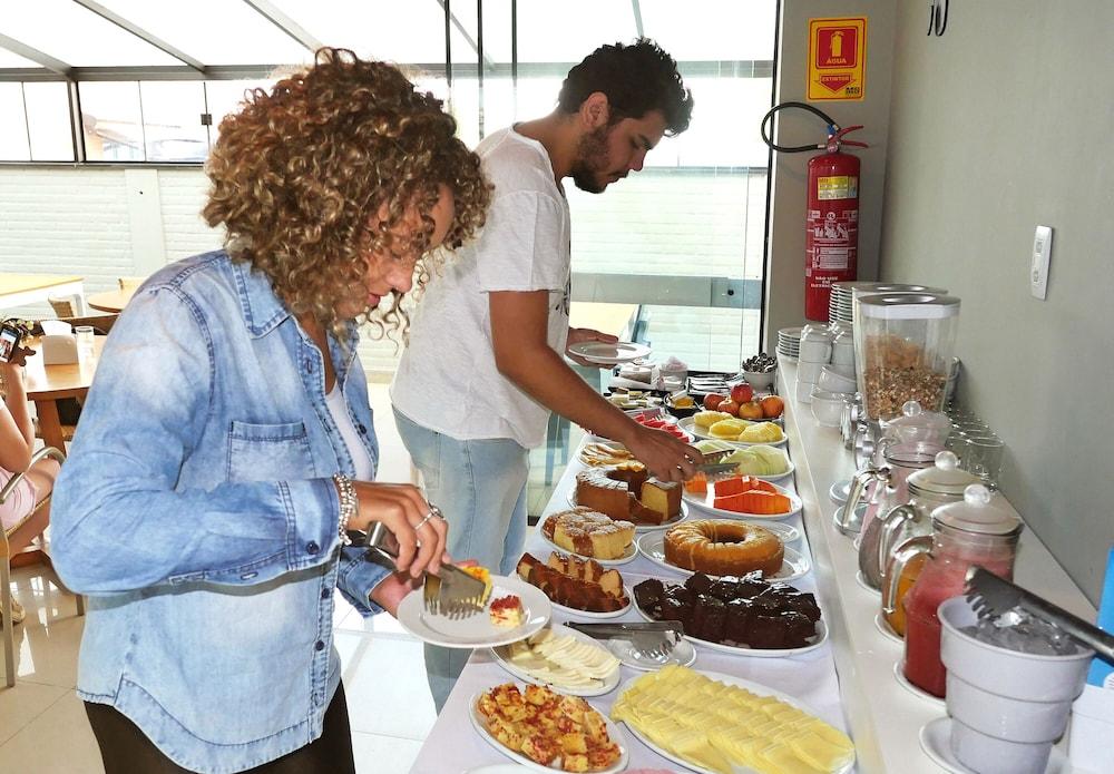 Clh Suites Bonito Centro المظهر الخارجي الصورة
