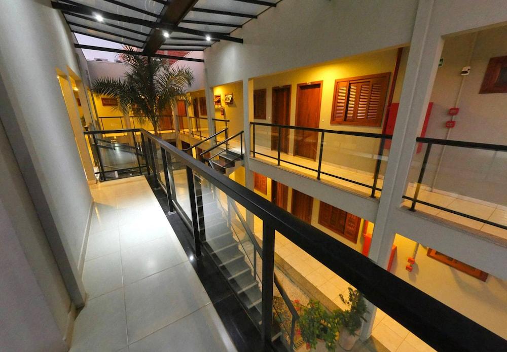 Clh Suites Bonito Centro المظهر الخارجي الصورة